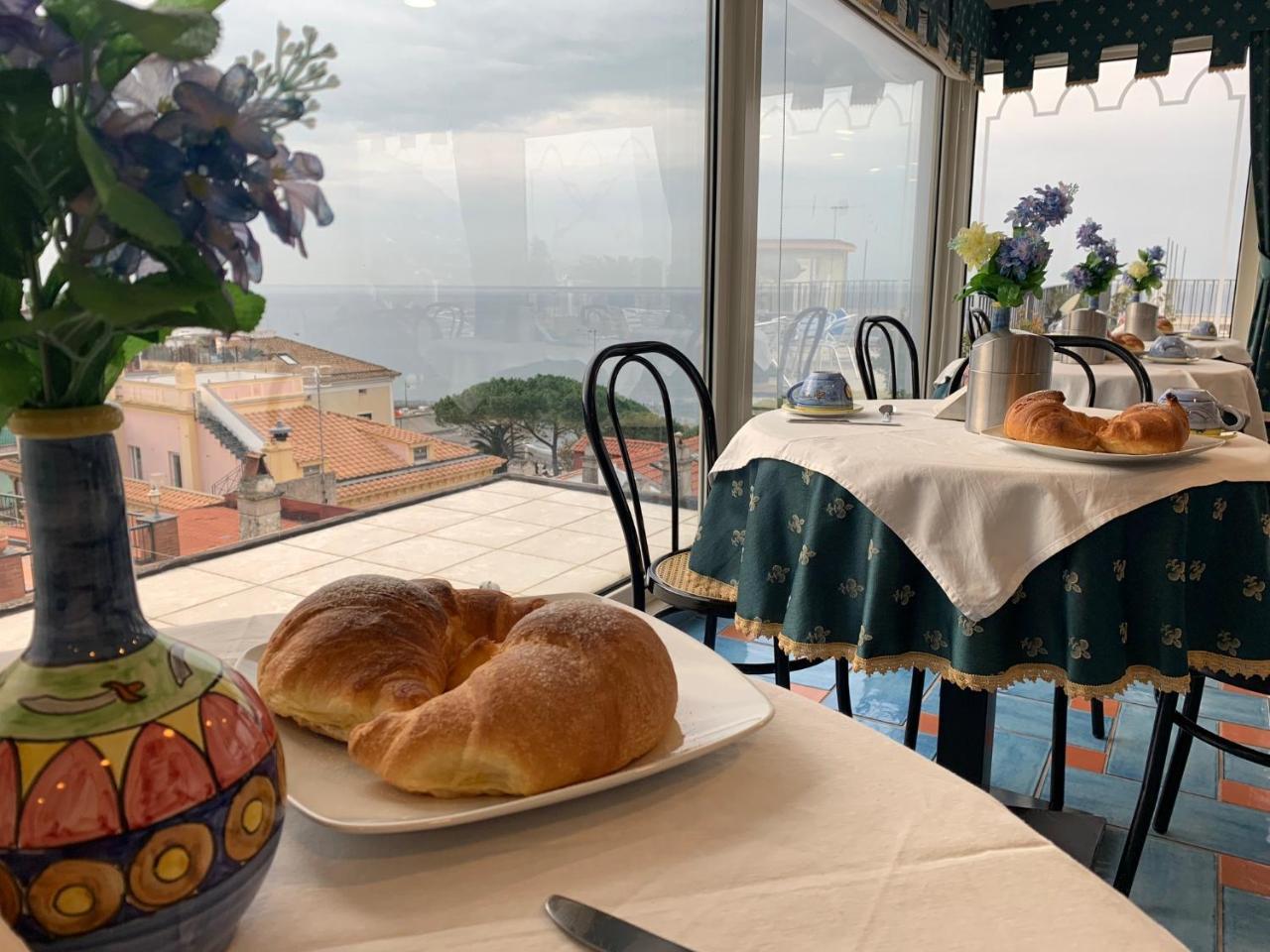 Riviera B&B Rooms 마이오리 외부 사진