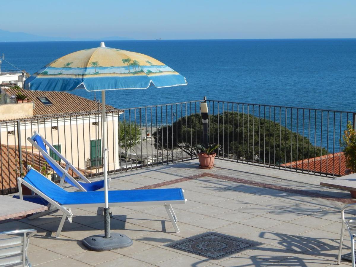 Riviera B&B Rooms 마이오리 외부 사진