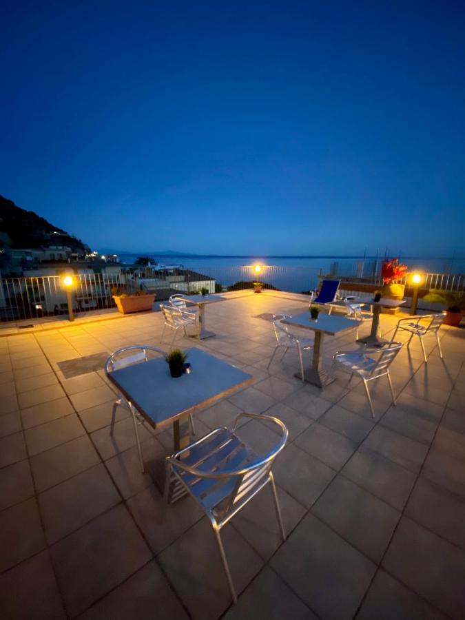 Riviera B&B Rooms 마이오리 외부 사진
